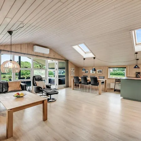 Everd - 500m To The Fjord By Interhome