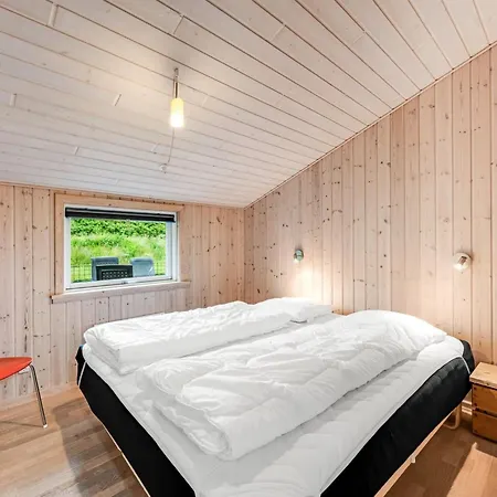 Everd - 500m To The Fjord By Interhome